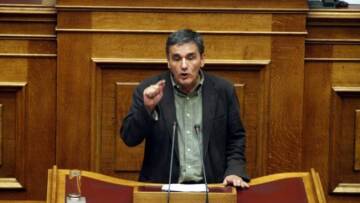  Τσακαλώτος: Δεν υπάρχει υπερφορολόγηση, αλλά τα στατιστικά κρύβουν λάθη