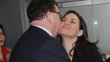 Φούχτελ: Η Μέρκελ ενδιαφέρεται πραγματικά για τους Έλληνες