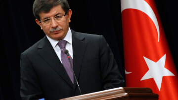 Νταβούτογλου καλεί Αναστασιάδη να τερματίσει τις «μανούβρες»