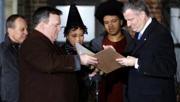 Ορκίστηκε ο νέος δήμαρχος της Νέας Υόρκης, Μπιλ ντε Μπλάζιο 