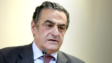 Επανεξετάζεται το νομοθετικό πλαίσιο χορήγησης αδειών σε κατάδικους