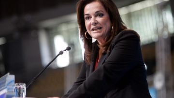 Μπακογιάννη: Ενδέχεται να ετοιμάζoυν μεγάλο τρομοκρατικό χτύπημα