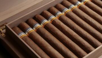 Αποσύρεται η τροπολογία για την αύξηση στα τσιγάρα λόγω... πούρων