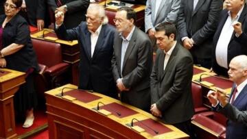 Καβγάς ΝΔ - ΣΥΡΙΖΑ και για τη θρησκεία