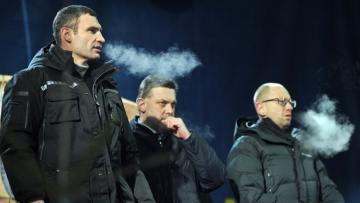 Ουκρανία: Η αντιπολίτευση κατηγορεί τον Γιανουκόβιτς για «νοθεία»