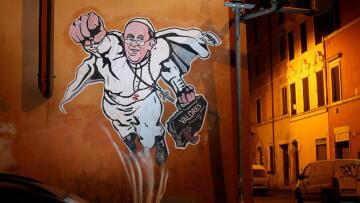 Ιταλία: Έσβησαν το γκράφιτι με τον Πάπα-Σούπερμαν
