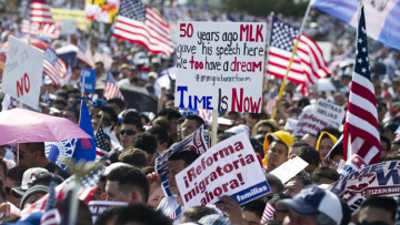 ΗΠΑ: Ελπίδα σε χιλιάδες παράνομους μετανάστες έδωσε ο Ομπάμα