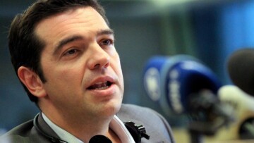 Επανέρχεται στο κούρεμα του μεγαλύτερου τμήματος του χρέους ο Τσίπρας