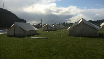 Αγώνας δρόμου για τους σεισμοπαθείς της Κεφαλονιάς – 5.000 οι άστεγοι