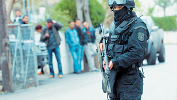 Όπλα και εκρηκτικά σε σπίτι αλλοδαπών στου Γκύζη εντόπισε η ΕΛΑΣ