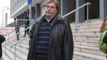 Δίκη Παπαγεωργόπουλου: Επεισόδιο μεταξύ Σαξώνη και Γκαϊτατζή