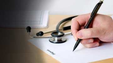 Ποιοί γιατροί και ασθενείς εξαιρούνται από το πλαφόν της συνταγογράφησης