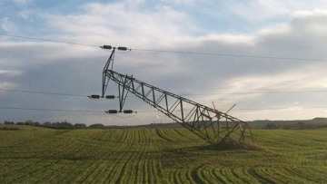 Φωτογραφίες: Τεράστιες καταστροφές από την σφοδρή κακοκαιρία στη Βρετανία