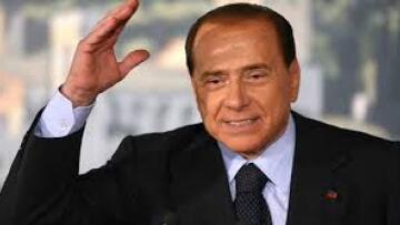 Ιταλία: Υπεύθυνη αντιπολίτευση υποσχέθηκε ο Μπερλουσκόνι στον εντολοδόχο Ρέντζι