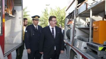 Όταν ο Φούχτελ επιβράβευε τη ΜΚΟ που «εξαφάνισε» 2,4 εκατ. ευρώ