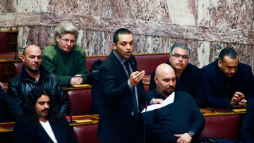 Ζητείται η άρση της ασυλίας και για τους υπόλοιπους βουλευτές της Χρυσής Αυγής 