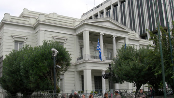 Πάνω από 100 εκατ. ευρώ μοιράστηκαν στις ΜΚΟ μέχρι το 2011