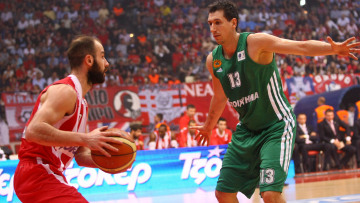 O ΠΑΟ κέρδισε τον Ολυμπιακό (66-62) στο κυνήγι των προνομιούχων θέσεων