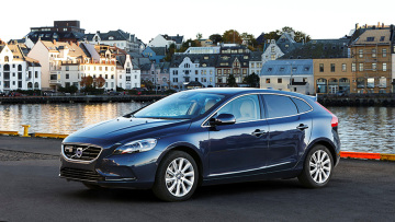 Το Volvo V40 με τους νέους turbo κινητήρες 