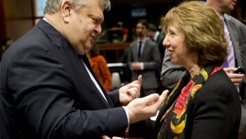 Επίκειται επίσκεψη Βενιζέλου στην Ουκρανία 