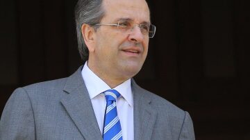 Στο υπουργείο Περιβάλλοντος ο Σαμαράς για τα πετρέλαια του Ιονίου