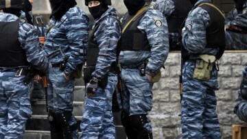 Μόσχα: Χορηγούν ρωσικά διαβατήρια στους Ουκρανούς αστυνομικούς των Μπερκούτ