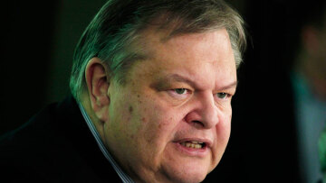 Βενιζέλος: Απόλυτη προστασία στους ομογενείς της Ουκρανίας