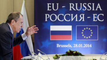 Σταϊνμάγερ και Λαβρόφ δείπνησαν μαζί στη Γενεύη για την Ουκρανία  