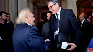 Γκάουκ σε Γλέζο: Είσαι μύθος