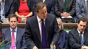 Κάμερον: Ετοιμάζεται η λίστα των Ρώσων που θα «πληρώσουν» την Ουκρανική κρίση