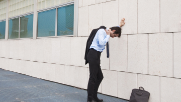 ΕΛΣΤΑΤ: Στο 27,5% η ανεργία στο δ' τρίμηνο 2013