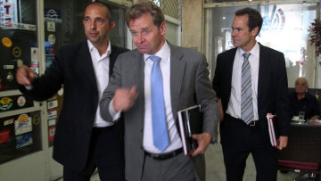 ΥΠΟΙΚ: «Πάμε να τα βρούμε και όχι να τα σπάσουμε» με την Τρόικα