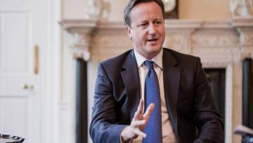 Κάμερον: H Ρωσία θα έπρεπε να αποβληθεί μόνιμα από τη G8