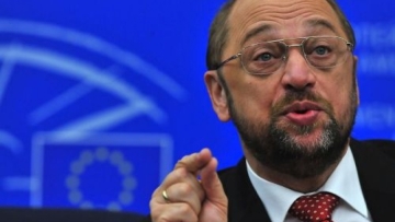 Σουλτς: Αν η Ρωσία περάσει το όριο οι συνέπειες θα είναι σοβαρές