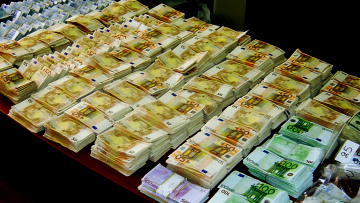 Πρωτογενές πλεόνασμα 2,063 δισ. ευρώ παρά την «κόπωση» στα έσοδα