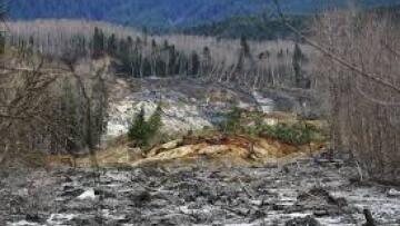 Ουάσινγκτον: Ενενήντα άνθρωποι αγνοούνται ακόμη κάτω από τη λάσπη