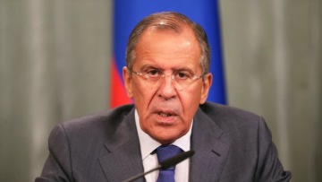 Λαβρόφ: Η Ρωσία δεν θα στείλει στρατεύματα στην Ουκρανία