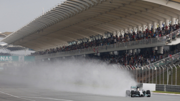 GP Μαλαισίας: Ο Χάμιλτον στην pole!