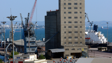 Στάση εργασίας από τους εργαζόμενους στα λιμάνια