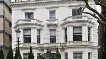 Bloomberg: Aκίνητα 500 εκατ. ευρώ ετοιμάζεται να πουλήσει το ΤΑΙΠΕΔ 