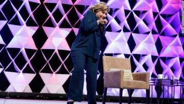 Λας Βέγκας: Πέταξαν παπούτσι στη Χίλαρι Κλίντον