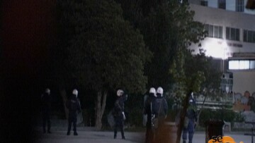 Κυνηγητό κουκουλοφόρων και ΜΑΤ στο ΑΠΘ - Προσαγωγές και συλλήψεις 