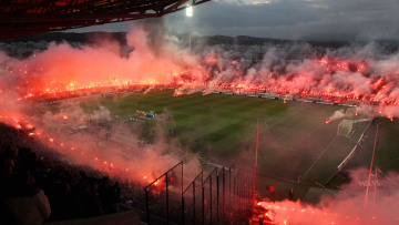 H Τούμπα «φλέγεται» λίγο πριν τη σέντρα