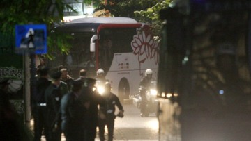 Θεσσαλονίκη: Επεισόδια έξω από την Τούμπα πριν τη σέντρα του ΠΑΟΚ-Ολυμπιακός