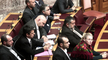 Επιτάχυνση της διαδικασίας για την Χ.Α. ζητούν οι ανακρίτριες από την Βουλή