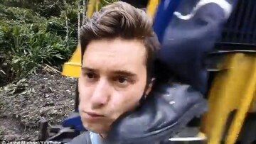 Βίντεο: Τον χτύπησε τρένο την ώρα που... έβγαζε selfie