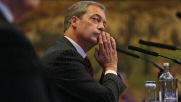 Βρετανία: «Όχι» από τον Νάιτζελ Φάρατζ στη Μαρί Λεπέν 