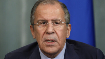 Λαβρόφ: Η Ουάσινγκτον πρεπεί να επιβάλει κατάπαυση πυρός στους Ουκρανούς