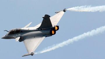 H Γαλλία στέλνει μαχητικά αεροσκάφη στην Πολωνία