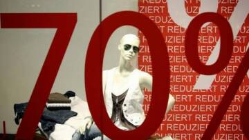 Την Παρασκευή 2 Μαΐου αρχίζουν οι ενδιάμεσες εκπτώσεις